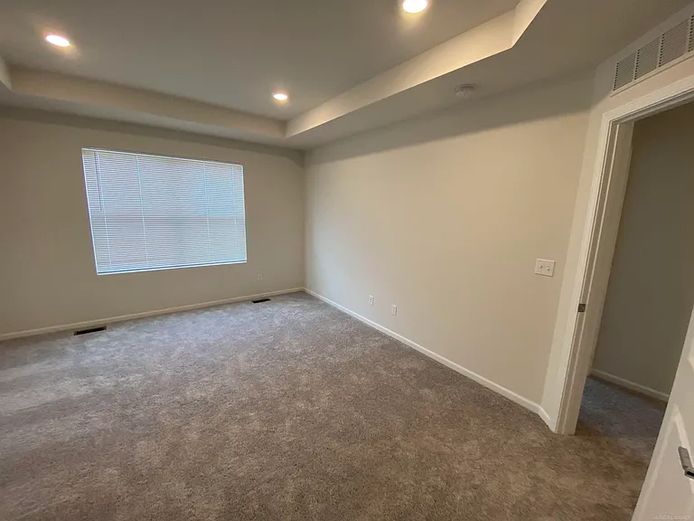 8783 Pioneer St — Photo 19