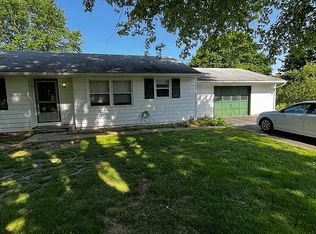 1133 Rockledge Dr, Carlisle, PA 17015