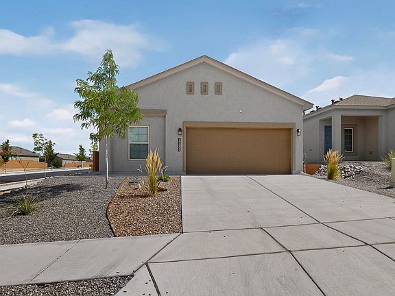 3rd image of 10604 Valedon Ln