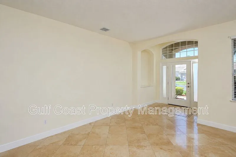 River Place — Photo 3