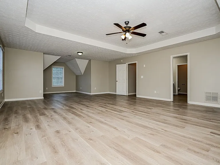 2088 Strang Blvd — Photo 10