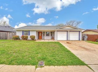 2308 NW Nottingham Rd, Lawton, OK 73505