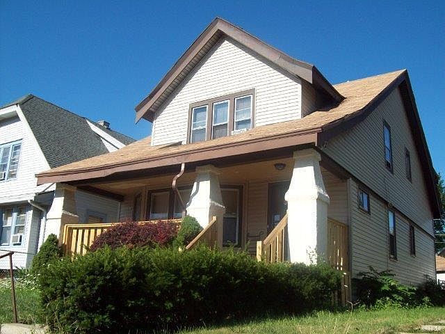 1st image of 3811 N 27th St #3813