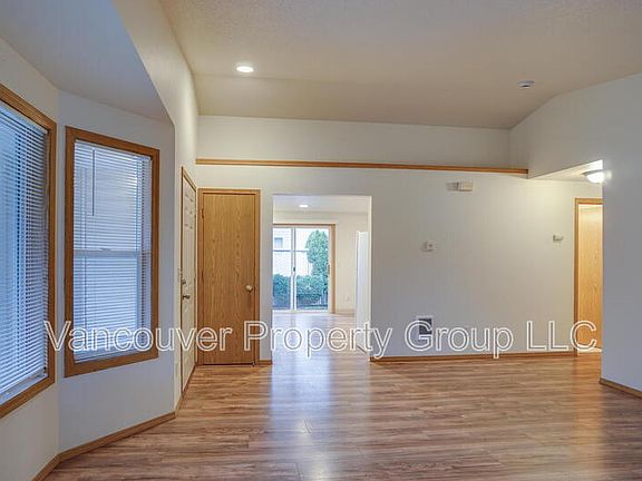 4th image of 19026 SE 12th Way
