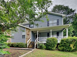 1218 Gate Post Ln, Lawrenceville, GA 30044