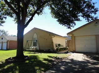 16406 Oxnard Ln, Friendswood, TX 77546
