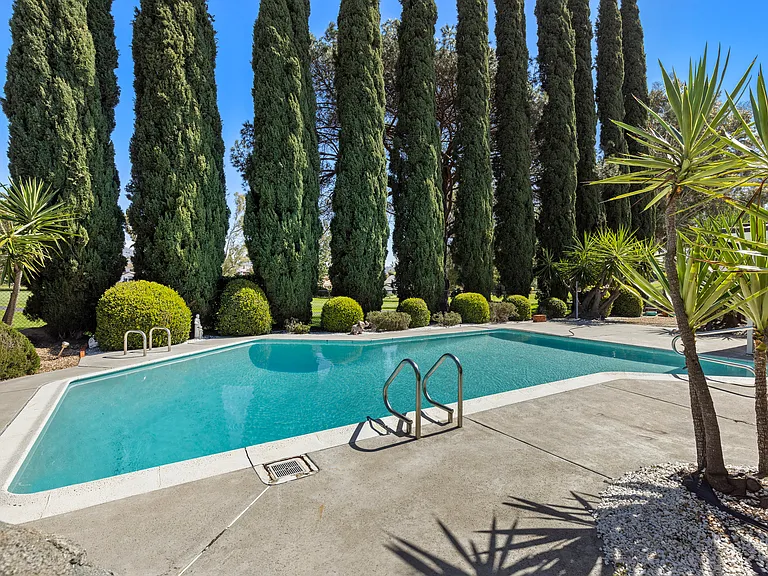 17305 Campillo Dr — Photo 31
