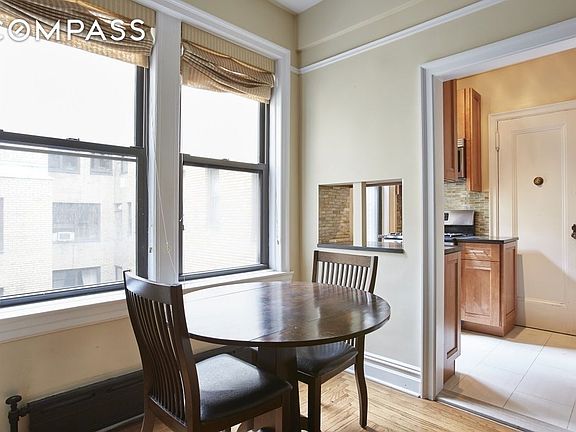 4th image of 425 E 51st St APT 9G