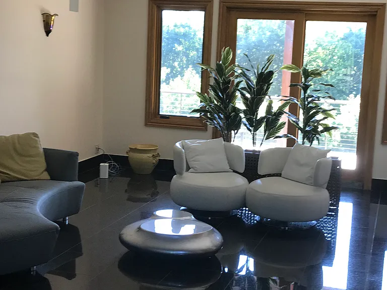 3 Royal Oak Way — Photo 8