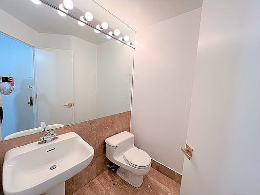4th image of 250 W 90th St APT 4H