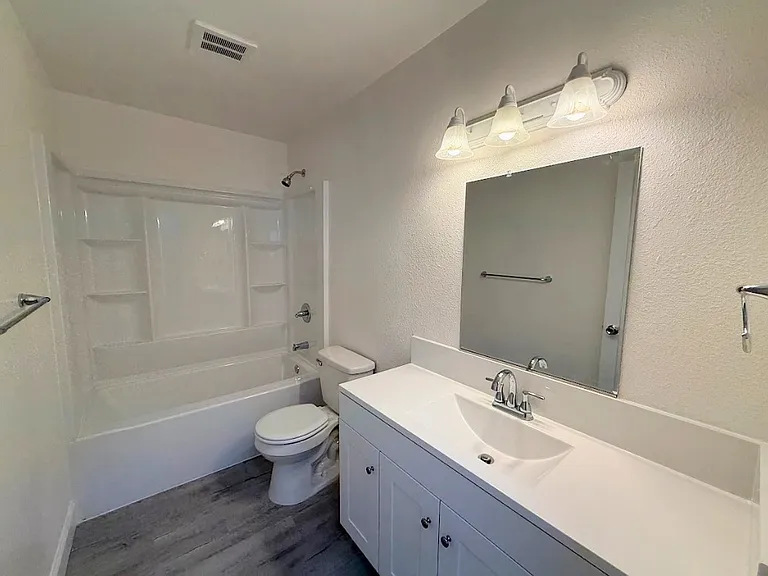 3310 R St #A — Photo 10