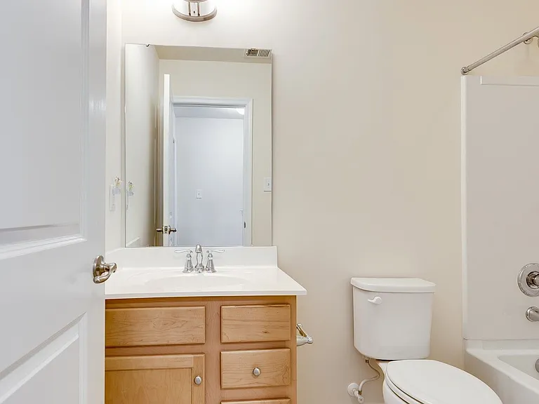 5920 Regal Crest Ter — Photo 26