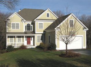 8 Allen Rd, Norwalk, CT 06851