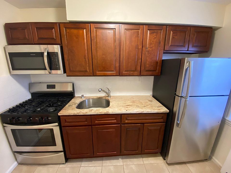 1st image of 56 Prospect St APT B1