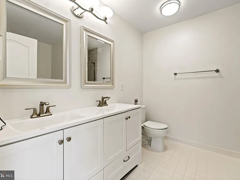 6601I Thackwell Way #I — Photo 16