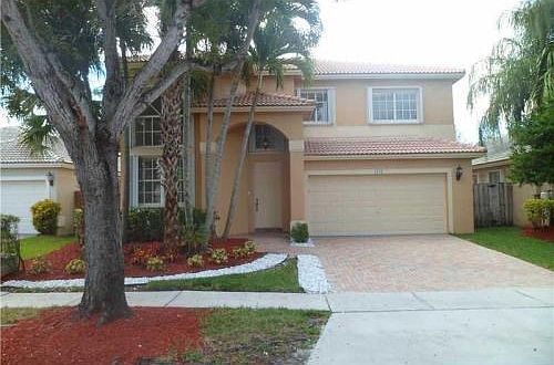 4th image of 1942 NW 171st Ave