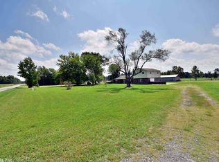 28 Catholic Point Rd, Center Ridge, AR 72027