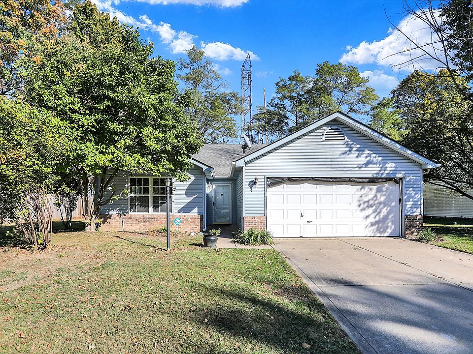 1st image of 3425 Lauren Dr