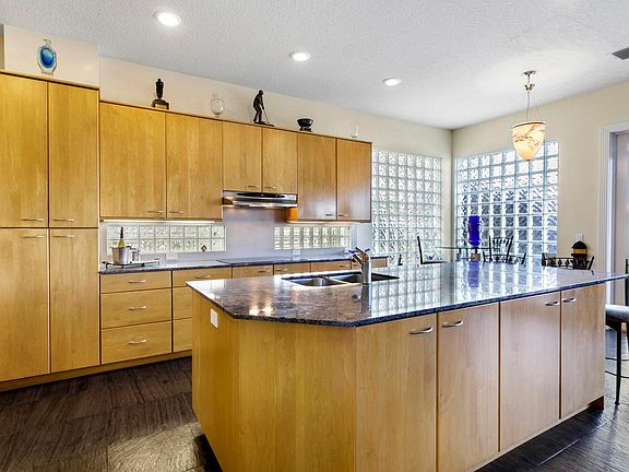 3rd image of 1000 N Us Highway 1 APT 732