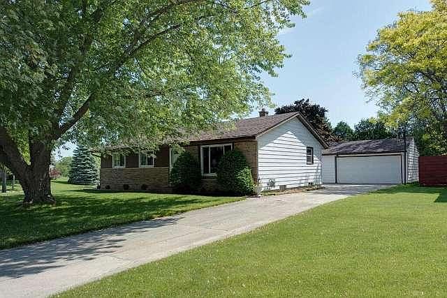1st image of 300 Mayfair Dr