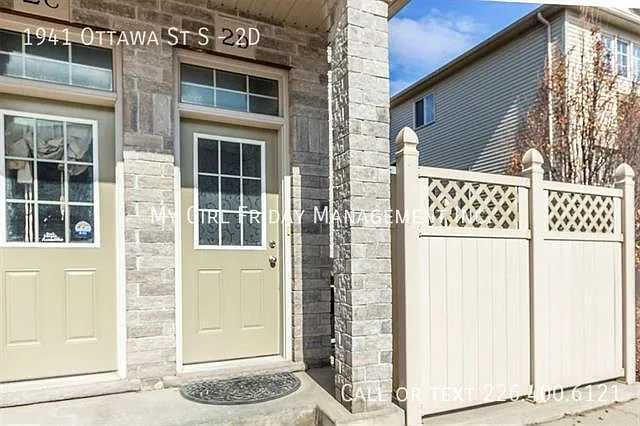 1941 Ottawa St S #2D — Photo 14