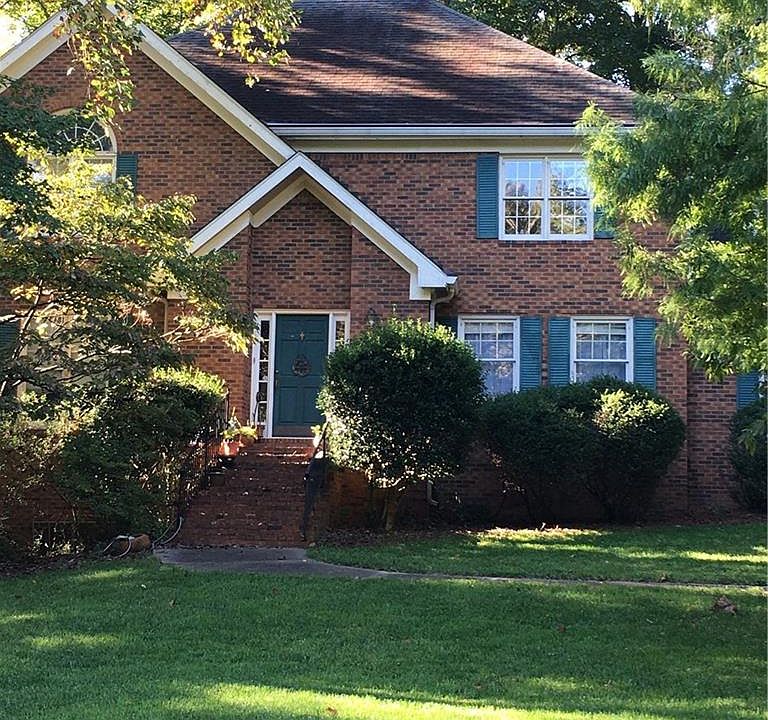 1st image of 1005 Bruton Ct
