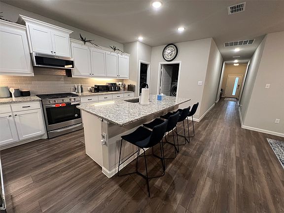 4th image of 468 Deer Canyon Way