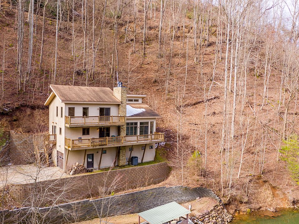1st image of 311 Canaan Rd