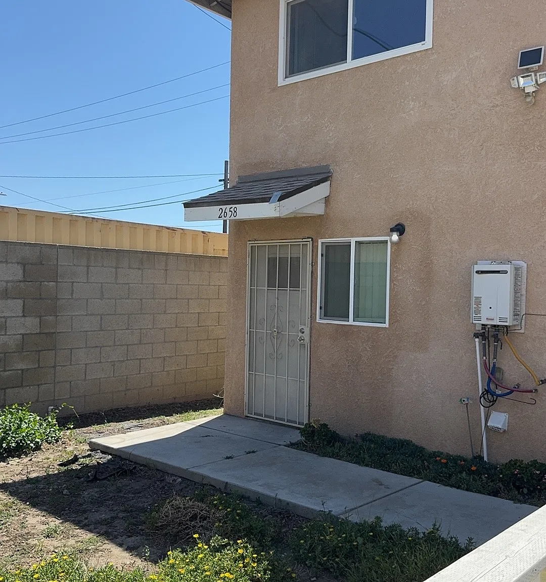 2 bed, $2,500 — Photo 1