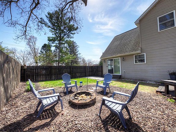 5th image of 7395 Harrington Dr