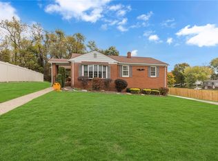 5228 Webb St, Aliquippa, PA 15001