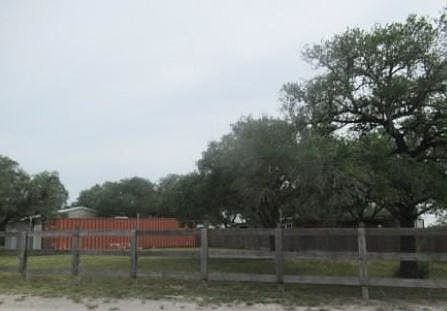 2nd image of 152 Private Oxford Ln #1001