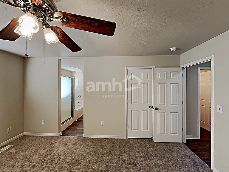 726 N Fox Hollow Dr — Photo 12