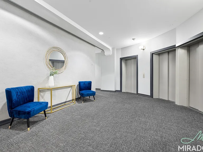 15 Park Row #4A — Photo 7