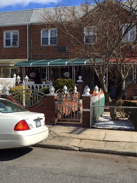 2nd image of 1707 E 55th St
