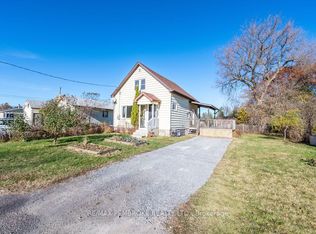 445 Thompson St, Pembroke, ON K8A3S2
