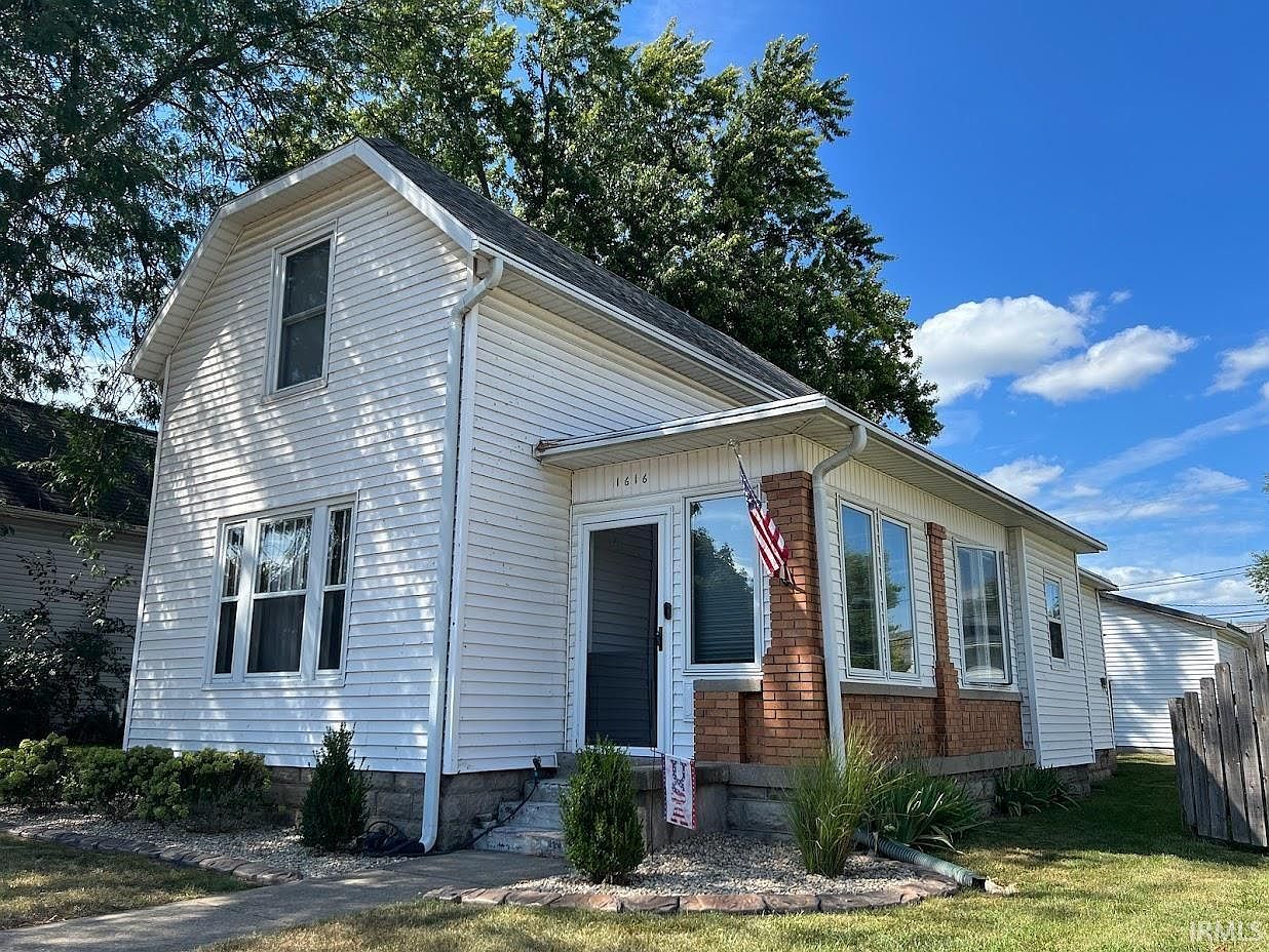 1616 E Market St, Logansport, IN 46947 Zillow