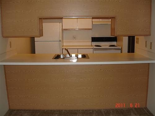 5th image of 1701 Bond St APT 10