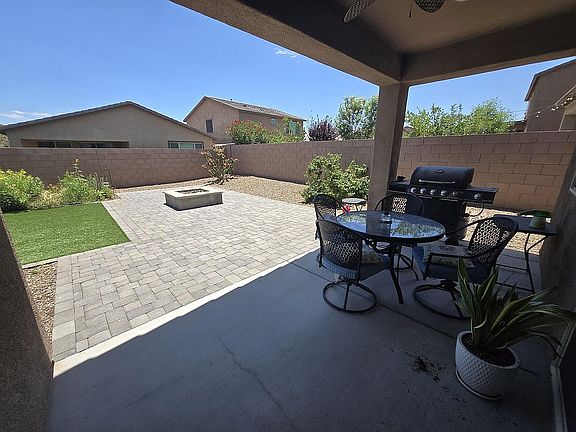 5th image of 1023 W Calle Sucre