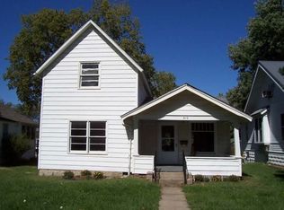 610 W 4th St, Cameron, MO 64429