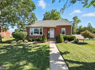 925 Perkiomen Ave, Lansdale, PA 19446