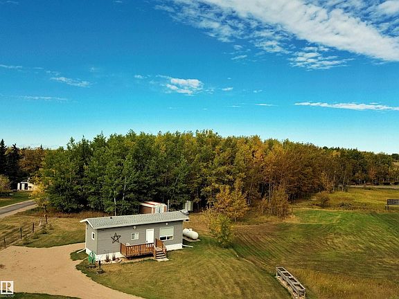 2nd image of 57730 Range Road 30 #106