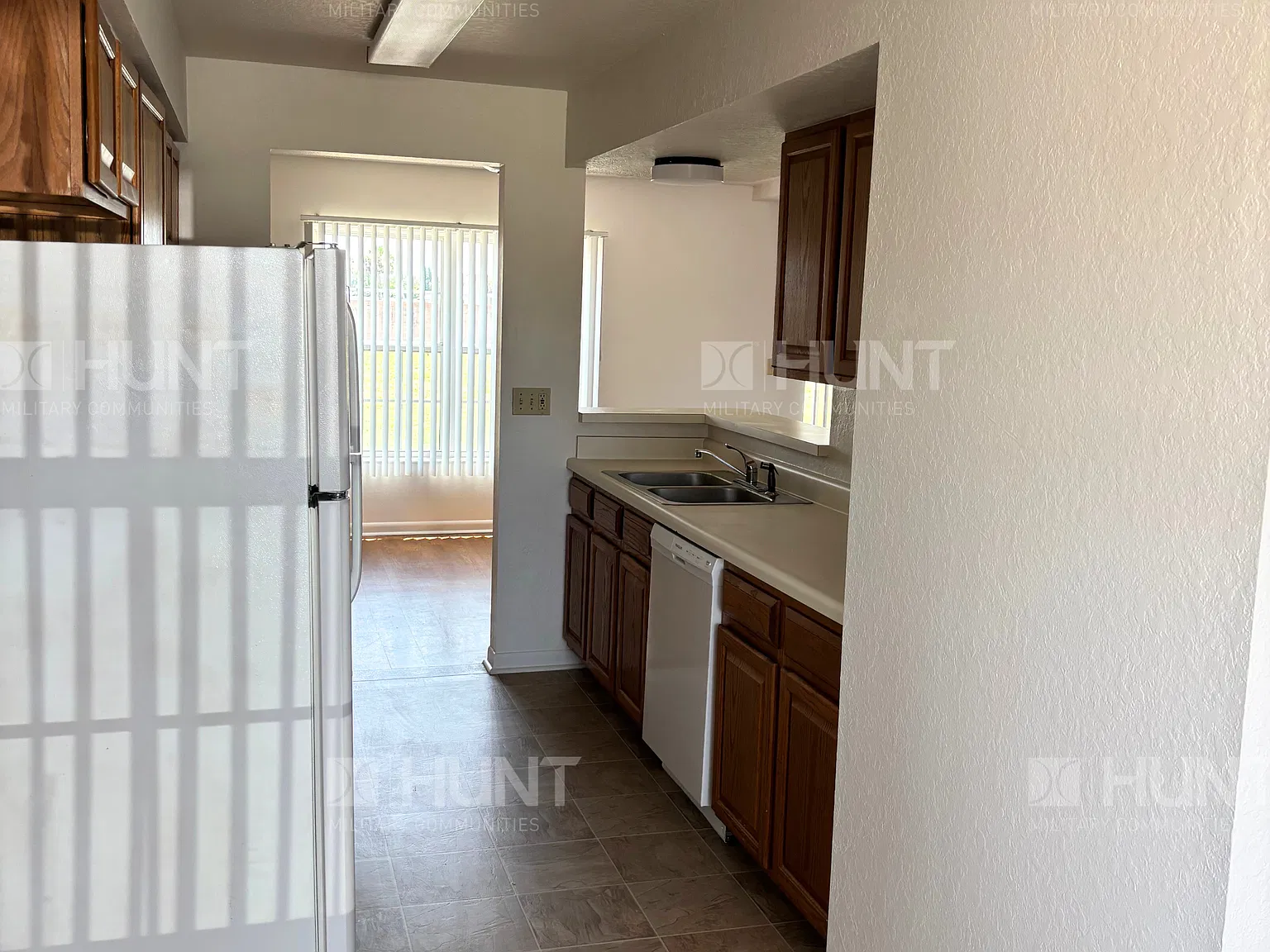 2 bed, 1.5 bath, 1200 sqft, $2,100 — Photo 4