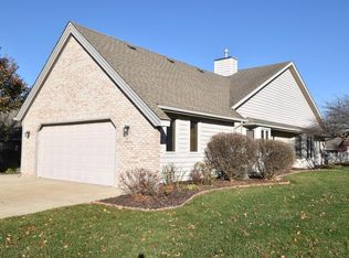 405 Quail Point Dr #53, Racine, WI 53406