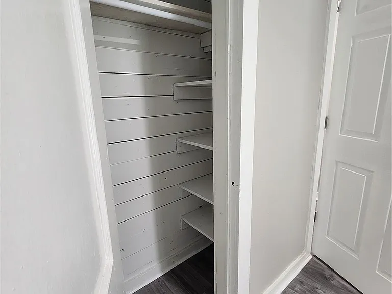 6203 Hoffman St — Photo 12