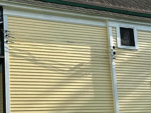 3rd image of 132 Moselle St #2