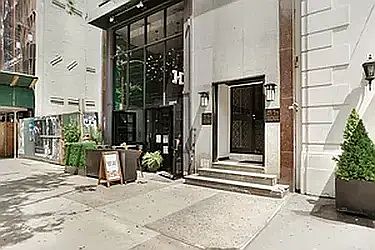 1st image of 271 5th Ave APT 2R