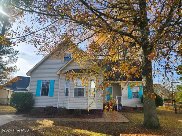 2422 Wedgewood Circle, Winterville, NC 28590