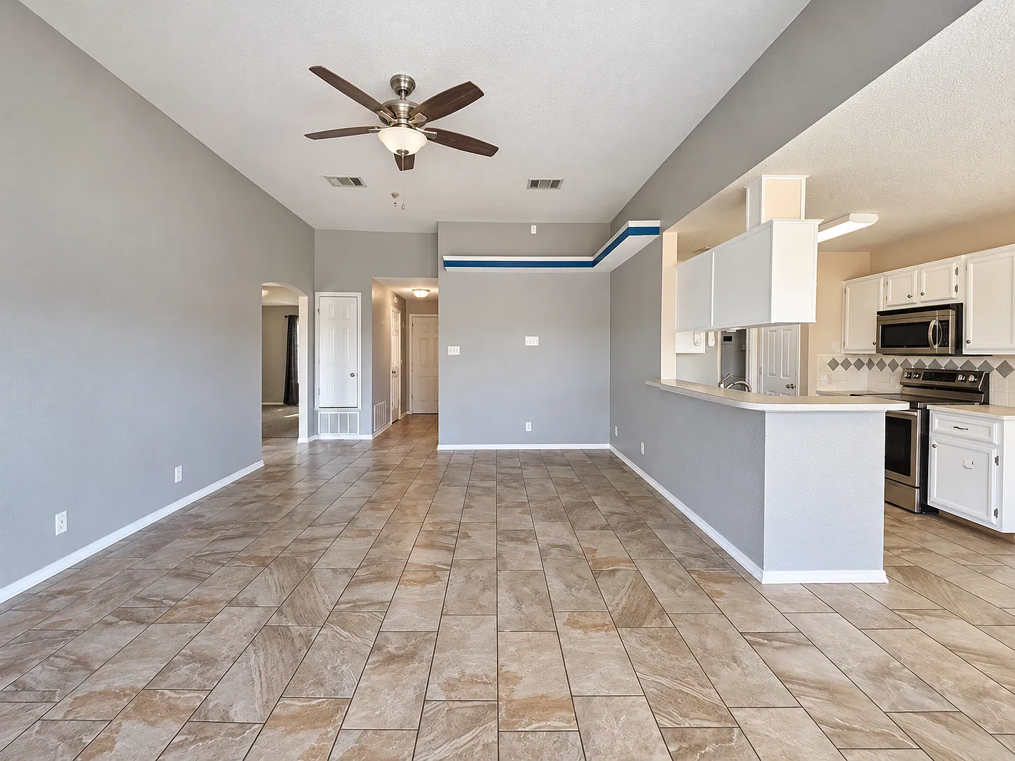 4 bed, 1609 sqft, $1,650 — Photo 3