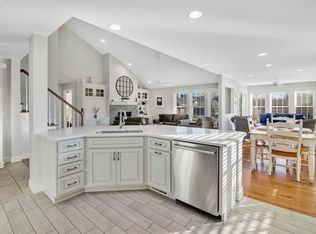 90 Bardwell St, Belchertown, MA 01007